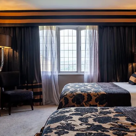 Derwent Manor Boutique Hotel-2